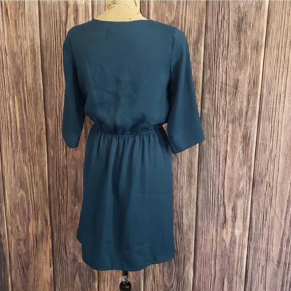 Loft Dress   - Picture 10 of 14